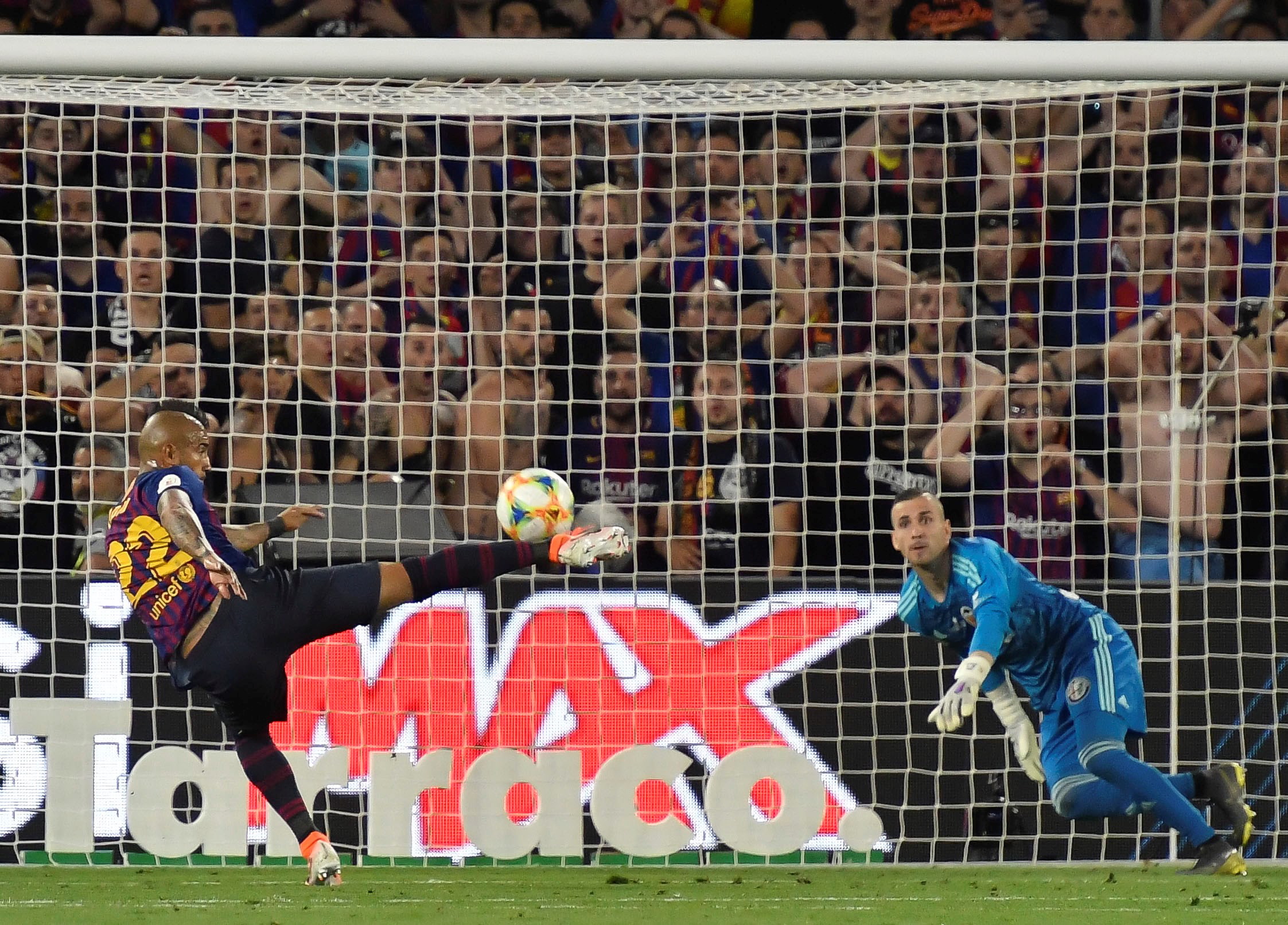 宝威体育-关于西班牙劲旅：巴伦西亚准备闯入前三的信息